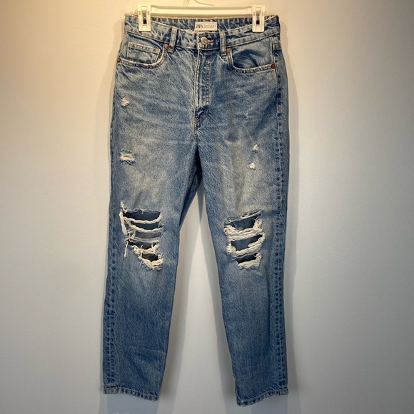 Zara Ripped Mom Jeans Size 6 Acid Wash Slightly Tapered Distressed High Rise - Picture 3 of 13